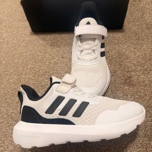Adidas Kids FortaRun 3.0 Size 2.5